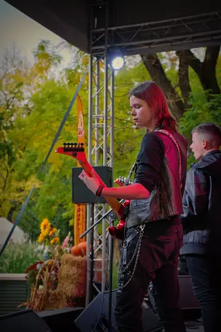 Sugárveszély koncert fotók 2026.10.24. – 25. kép