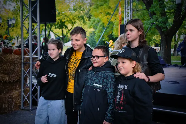 Sugárveszély koncert fotók 2026.10.24. – 62. kép
